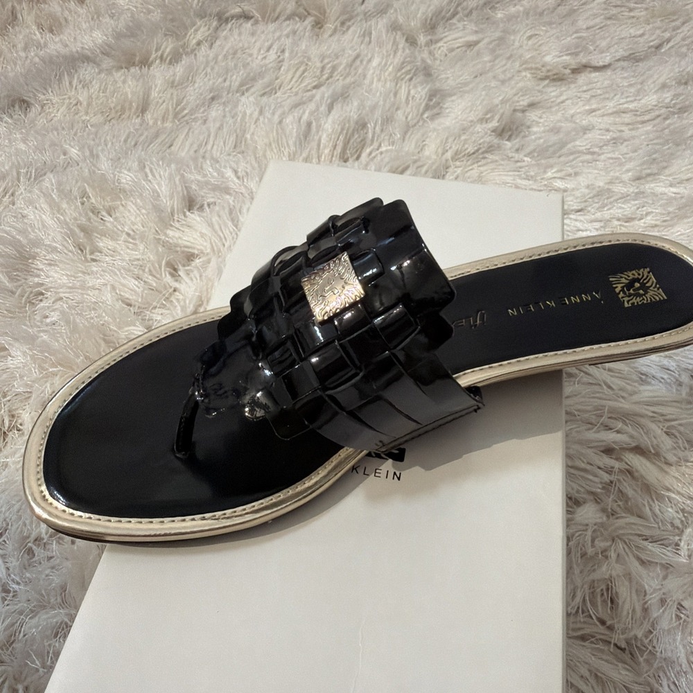 Anne Klein IFlex Woven Patent Slide Sandals Womens 10 Black Gold Logo Mule Wedge - Picture 6 of 11